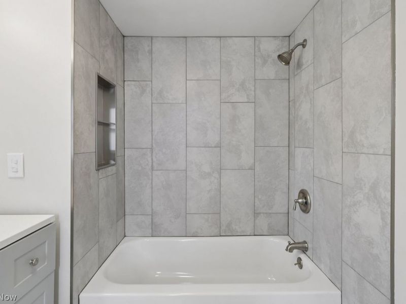 5115 Oakmont Drive, Lyndhurst, OH 44124 Photo 25