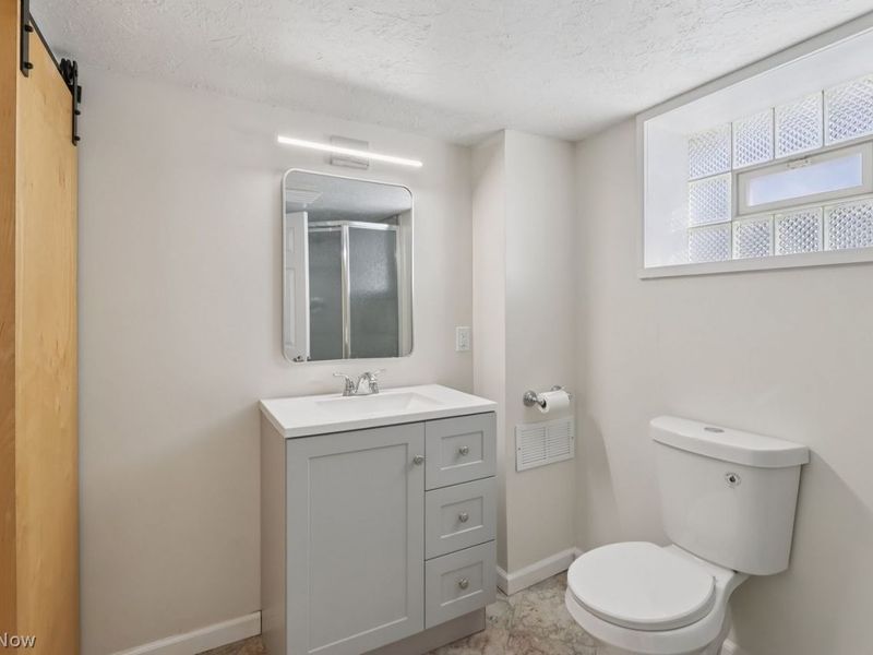 5115 Oakmont Drive, Lyndhurst, OH 44124 Photo 31