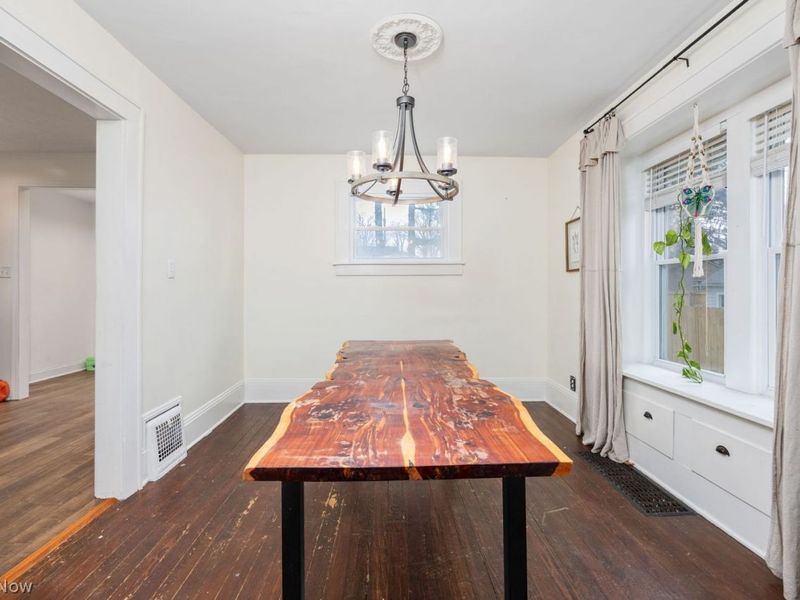 2552 Maplewood Street , Cuyahoga Falls, OH 44221 Photo 10