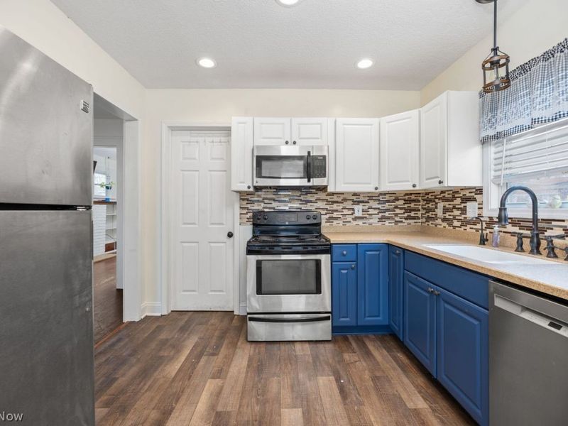 2552 Maplewood Street , Cuyahoga Falls, OH 44221 Photo 14