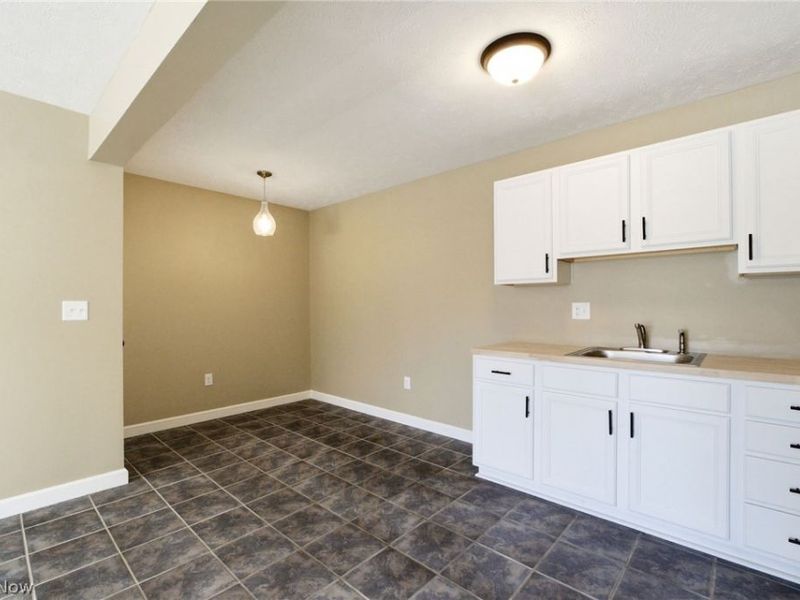 419 Mcneil Drive , Sagamore Hills, OH 44067 Photo 34