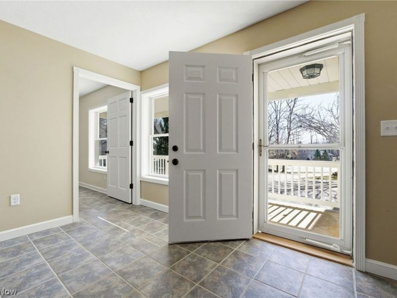 419 Mcneil Drive , Sagamore Hills, OH 44067 Photo 5