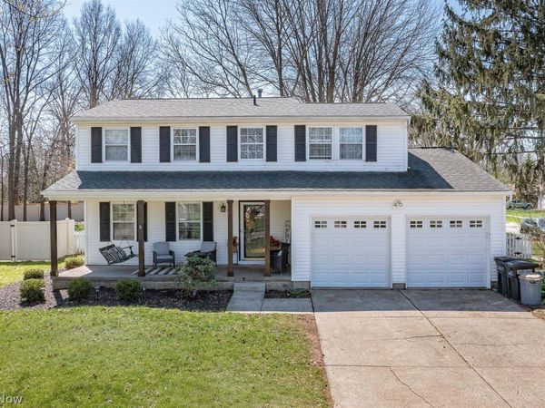 22295 Jonathan Drive , Strongsville, OH 44149