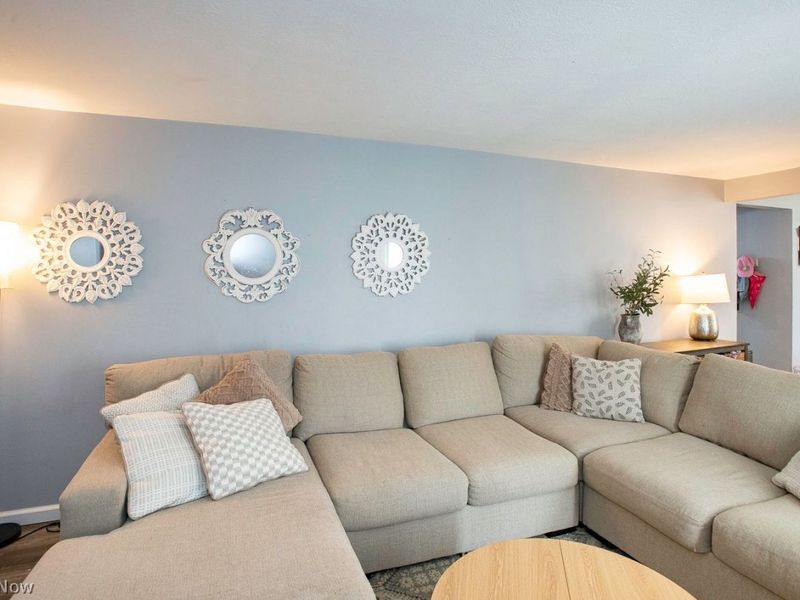 22295 Jonathan Drive , Strongsville, OH 44149 Photo 14