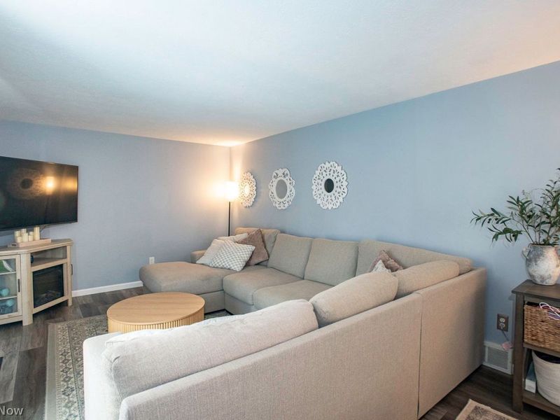 22295 Jonathan Drive , Strongsville, OH 44149 Photo 15