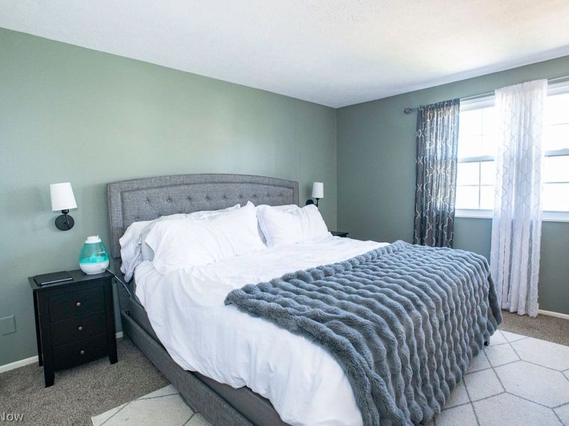 22295 Jonathan Drive , Strongsville, OH 44149 Photo 19