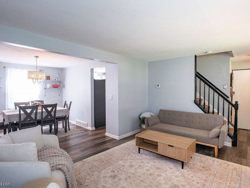 22295 Jonathan Drive , Strongsville, OH 44149 Photo 3