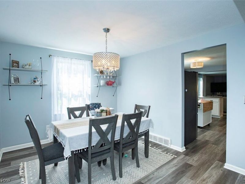 22295 Jonathan Drive , Strongsville, OH 44149 Photo 6