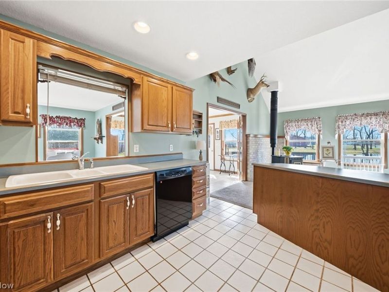 4955 E Wohlers Avenue, Marblehead, OH 43440 Photo 16