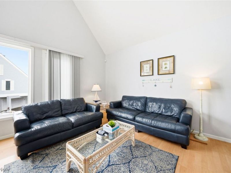 1630 Waters Edge Drive , Port Clinton, OH 43452 Photo 9