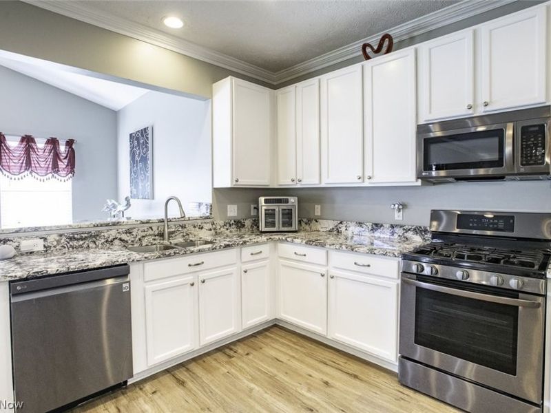 8763 Ashton Place, North Ridgeville, OH 44039 Photo 9