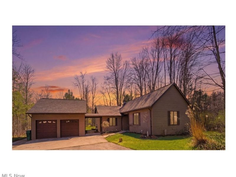 8965 Cedar Road, Chesterland, OH 44026 Photo 1