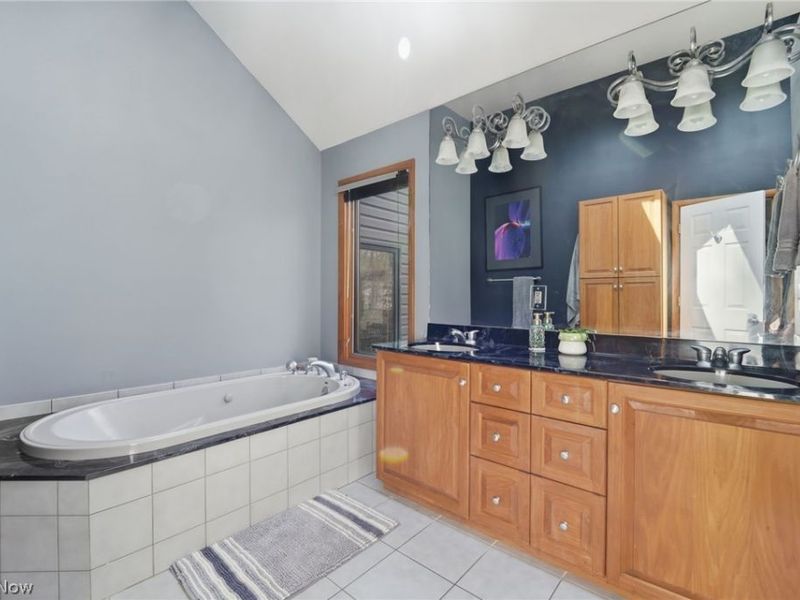 8965 Cedar Road, Chesterland, OH 44026 Photo 26