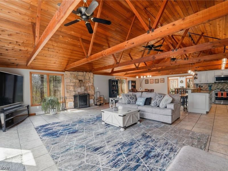 8965 Cedar Road, Chesterland, OH 44026 Photo 9