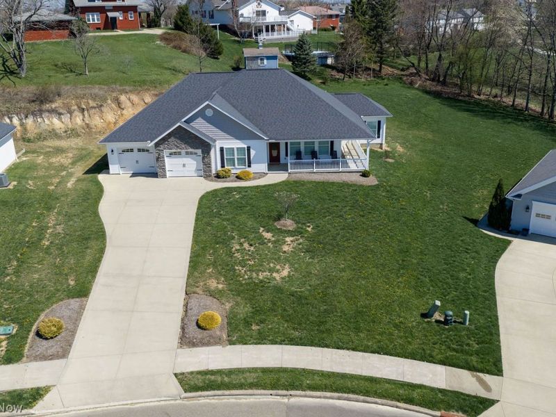 1028 Firman Drive, Sugarcreek, OH 44681 Photo 13