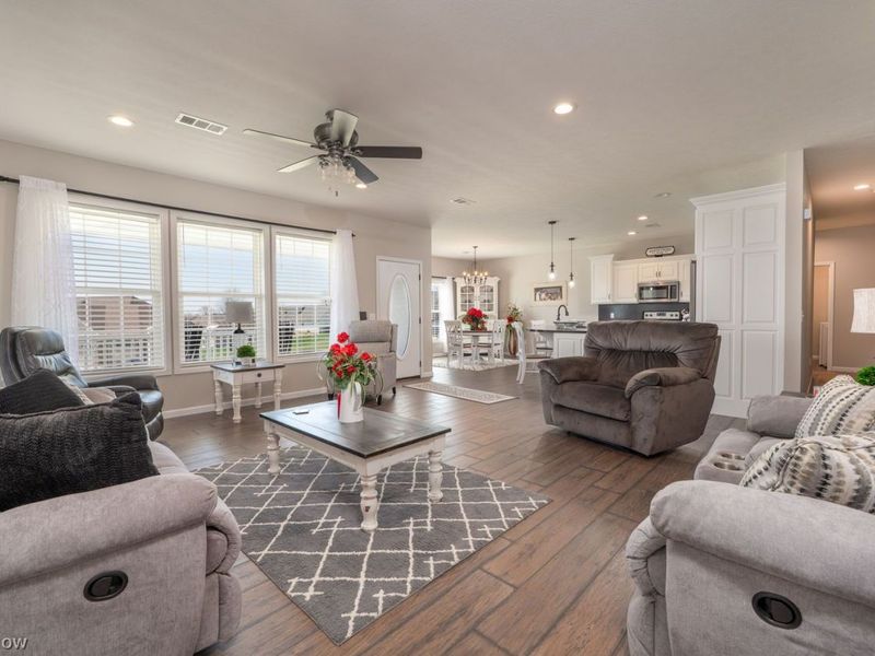 1028 Firman Drive, Sugarcreek, OH 44681 Photo 21