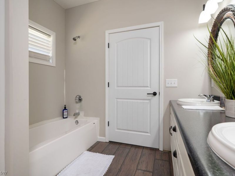 1028 Firman Drive, Sugarcreek, OH 44681 Photo 25