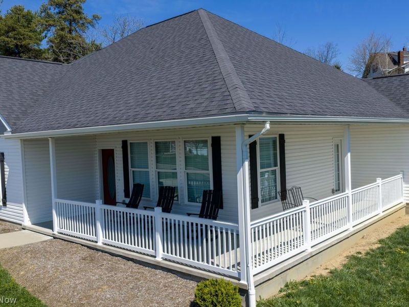 1028 Firman Drive, Sugarcreek, OH 44681 Photo 7