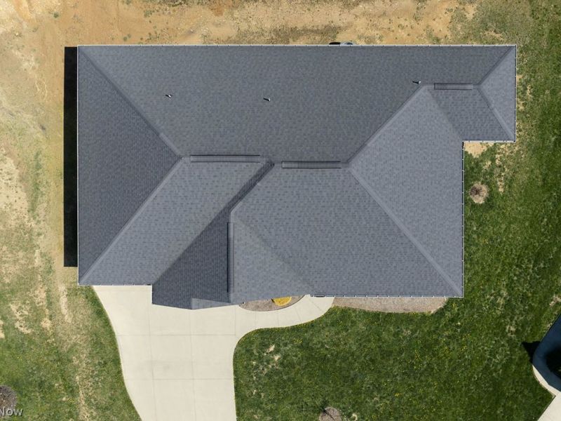 1028 Firman Drive, Sugarcreek, OH 44681 Photo 8