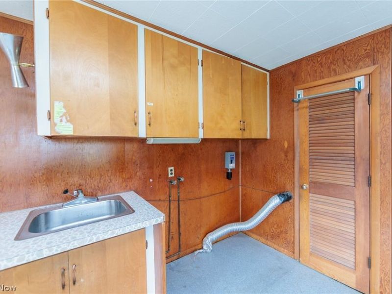 9300 Manorford Road, Parma Heights, OH 44130 Photo 22