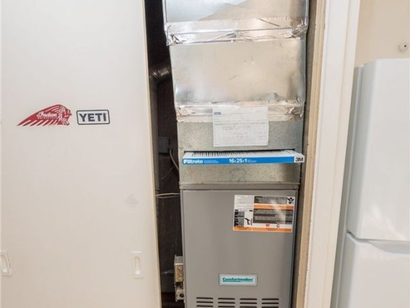 9300 Manorford Road, Parma Heights, OH 44130 Photo 27