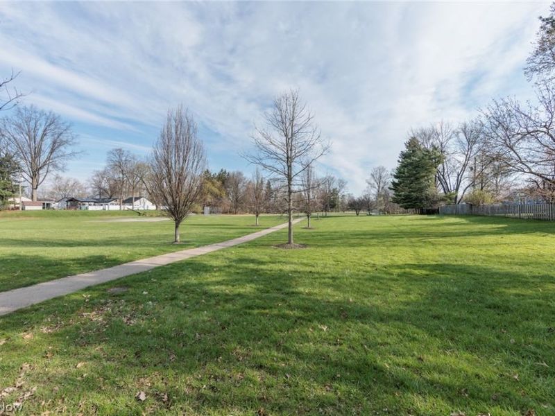 9300 Manorford Road, Parma Heights, OH 44130 Photo 41