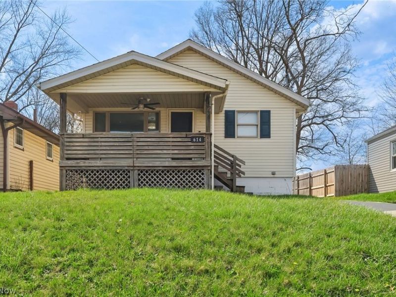 614 Stanley Road, Akron, OH 44312 Photo 1