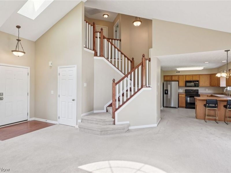 4647 Creekside Drive, Kent, OH 44240 Photo 6