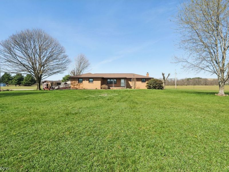 7115 Lardon Road NW, Waynesburg, OH 44688 Photo 1