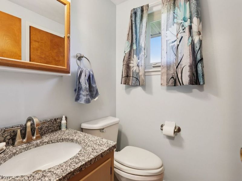 7115 Lardon Road NW, Waynesburg, OH 44688 Photo 23