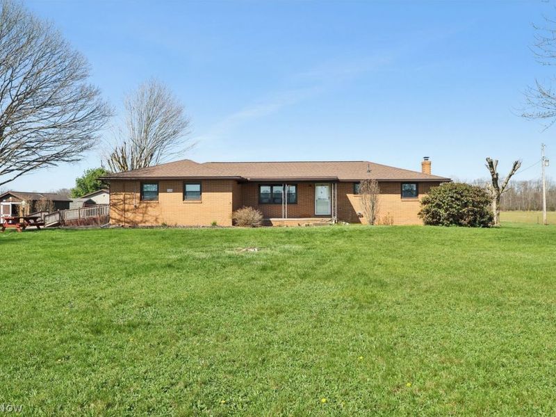 7115 Lardon Road NW, Waynesburg, OH 44688 Photo 3