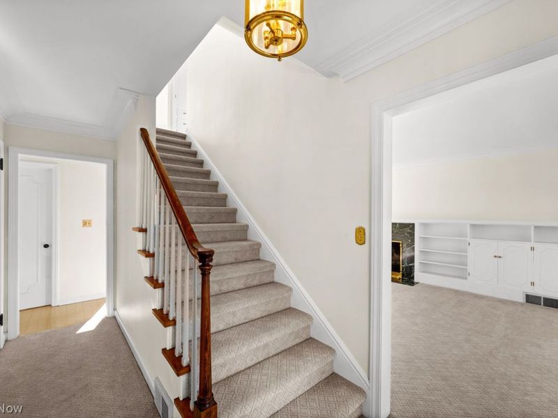 151 Woodhill Drive , Amherst, OH 44001 Photo 10