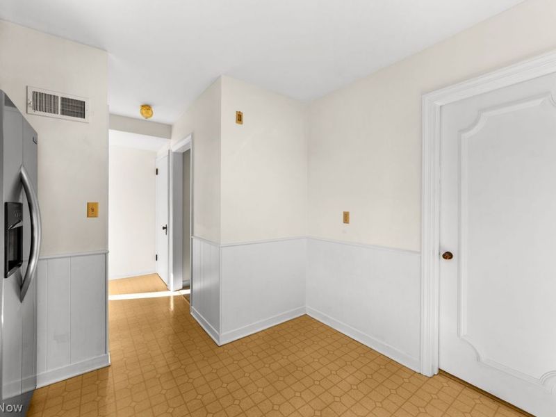 151 Woodhill Drive , Amherst, OH 44001 Photo 19