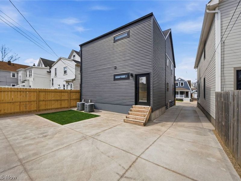 1345 W 67th Street, Cleveland, OH 44102 Photo 36