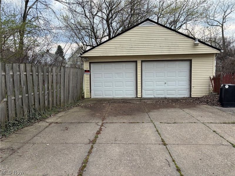 1654 Avalon Road , Cleveland, OH 44112 Photo 2