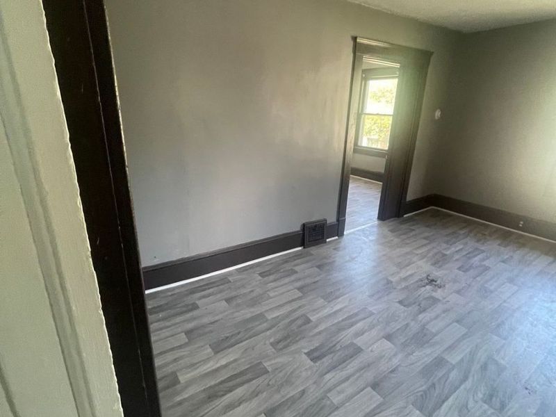 6930 Polonia Avenue, Cleveland, OH 44105 Photo 11