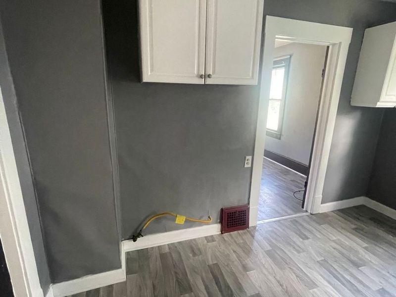 6930 Polonia Avenue, Cleveland, OH 44105 Photo 13