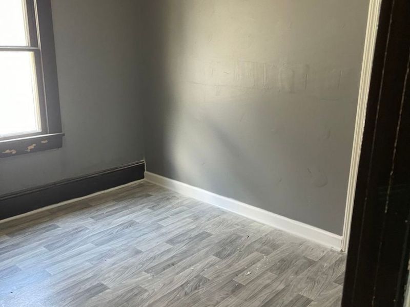 6930 Polonia Avenue, Cleveland, OH 44105 Photo 14