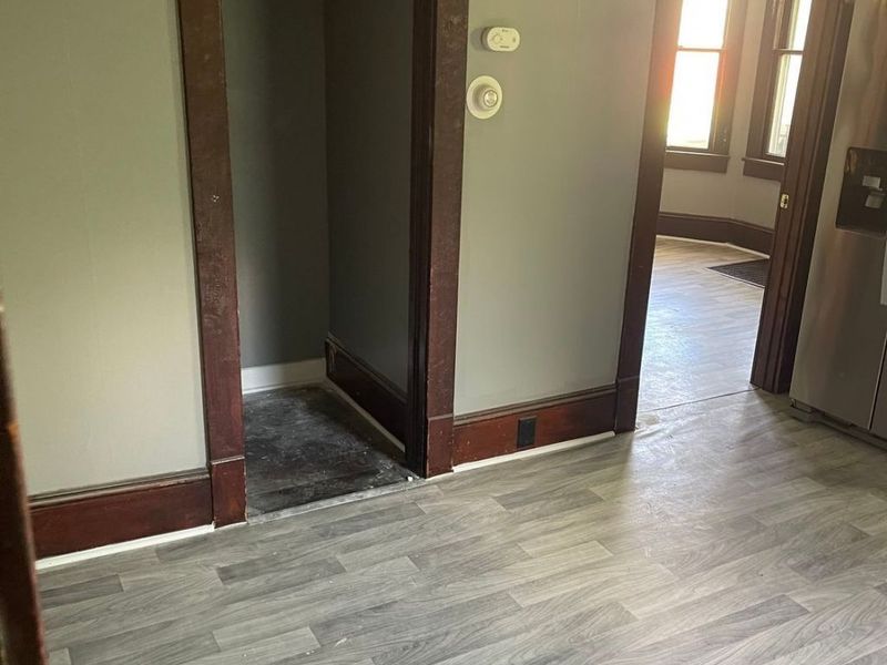 6930 Polonia Avenue, Cleveland, OH 44105 Photo 27