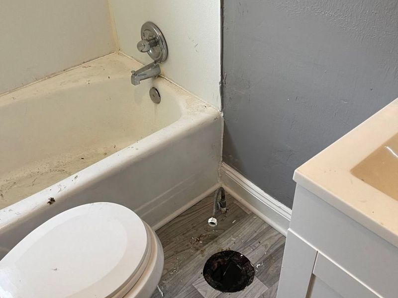 6930 Polonia Avenue, Cleveland, OH 44105 Photo 33