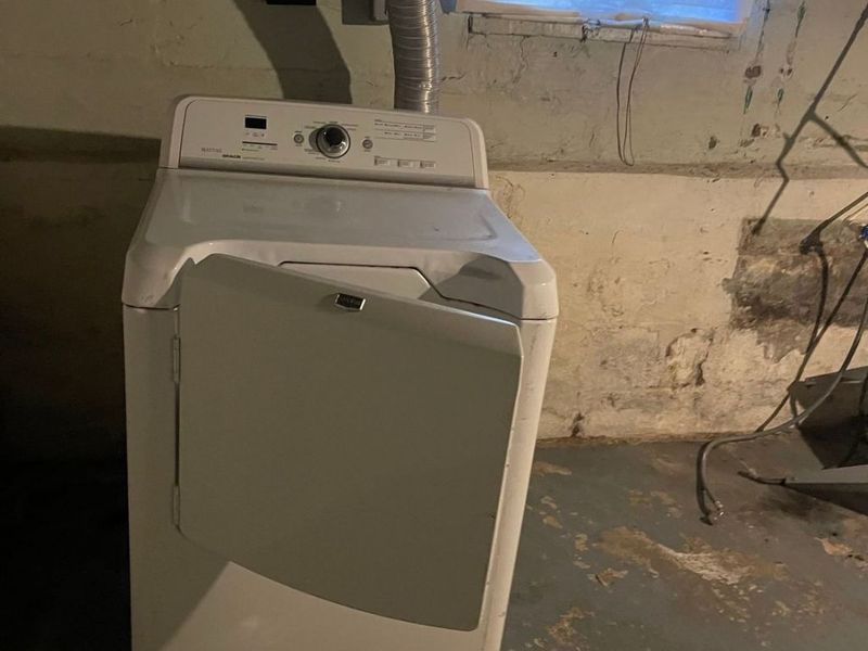 6930 Polonia Avenue, Cleveland, OH 44105 Photo 40