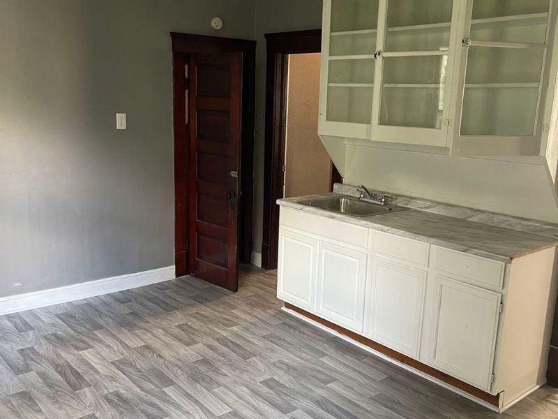 6930 Polonia Avenue, Cleveland, OH 44105 Photo 5