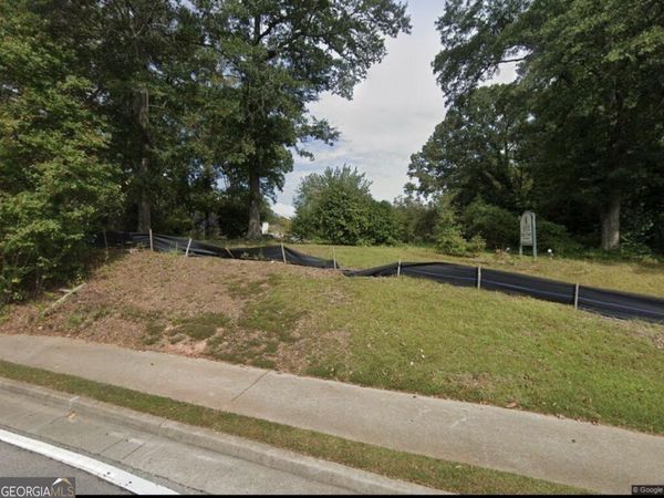 630 Lanier Avenue E, Fayetteville, GA 30214