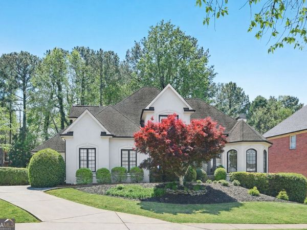 9170 Nesbit Lakes Drive, Alpharetta, GA 30022