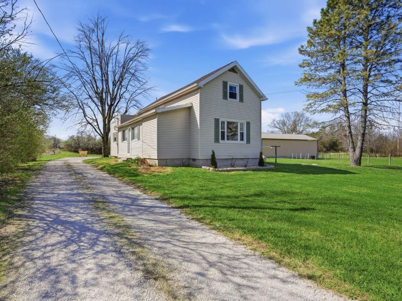 1444 E County Road 50, Tiffin, OH 44883 Photo 2