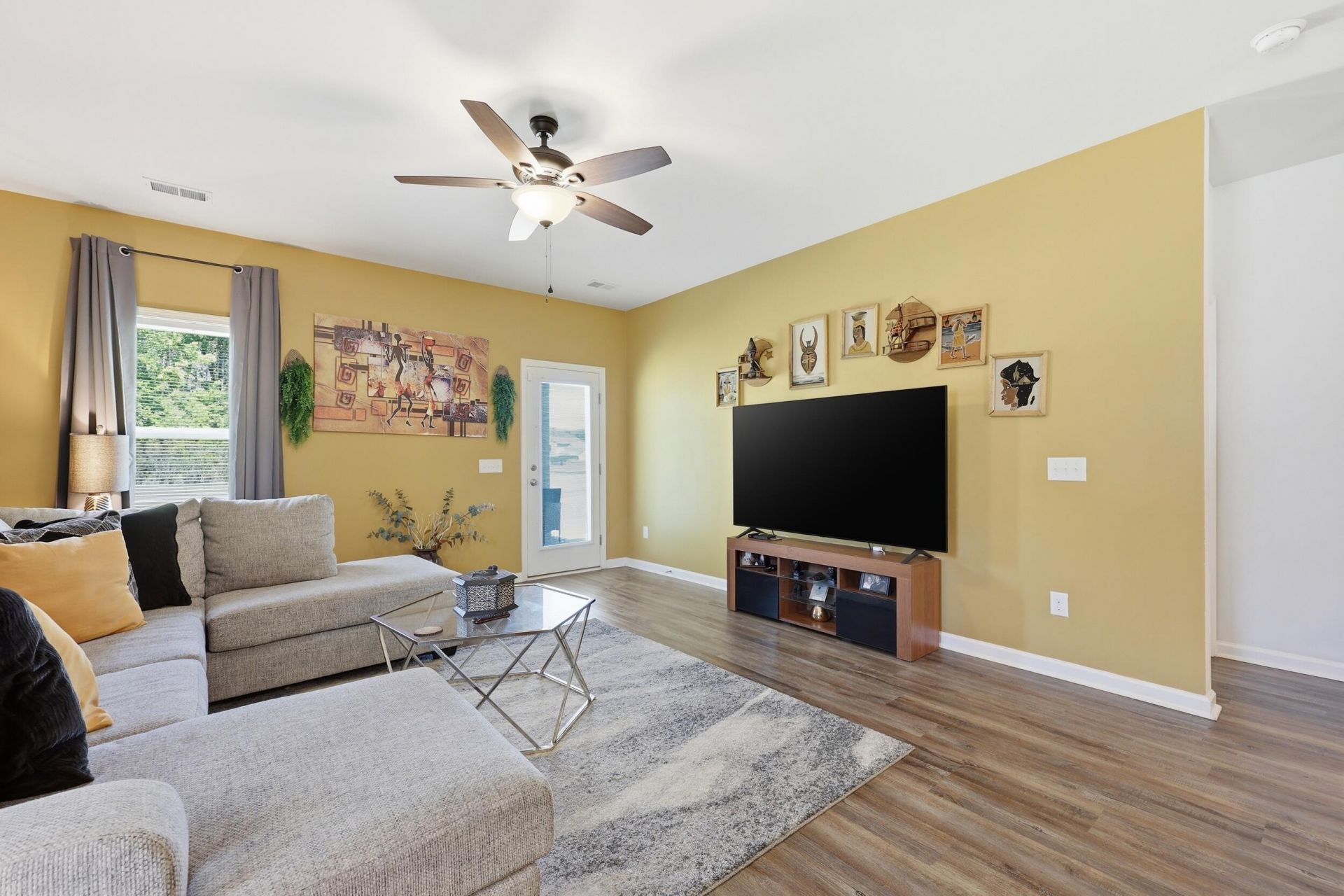 259 Hyrne Drive Photo 9