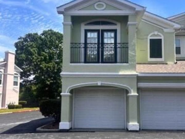 2252 Beach Drive, Gulfport, MS 39507