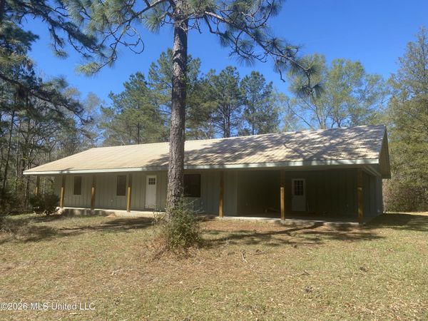 551 Fruitland Park Road, Wiggins, MS 39577