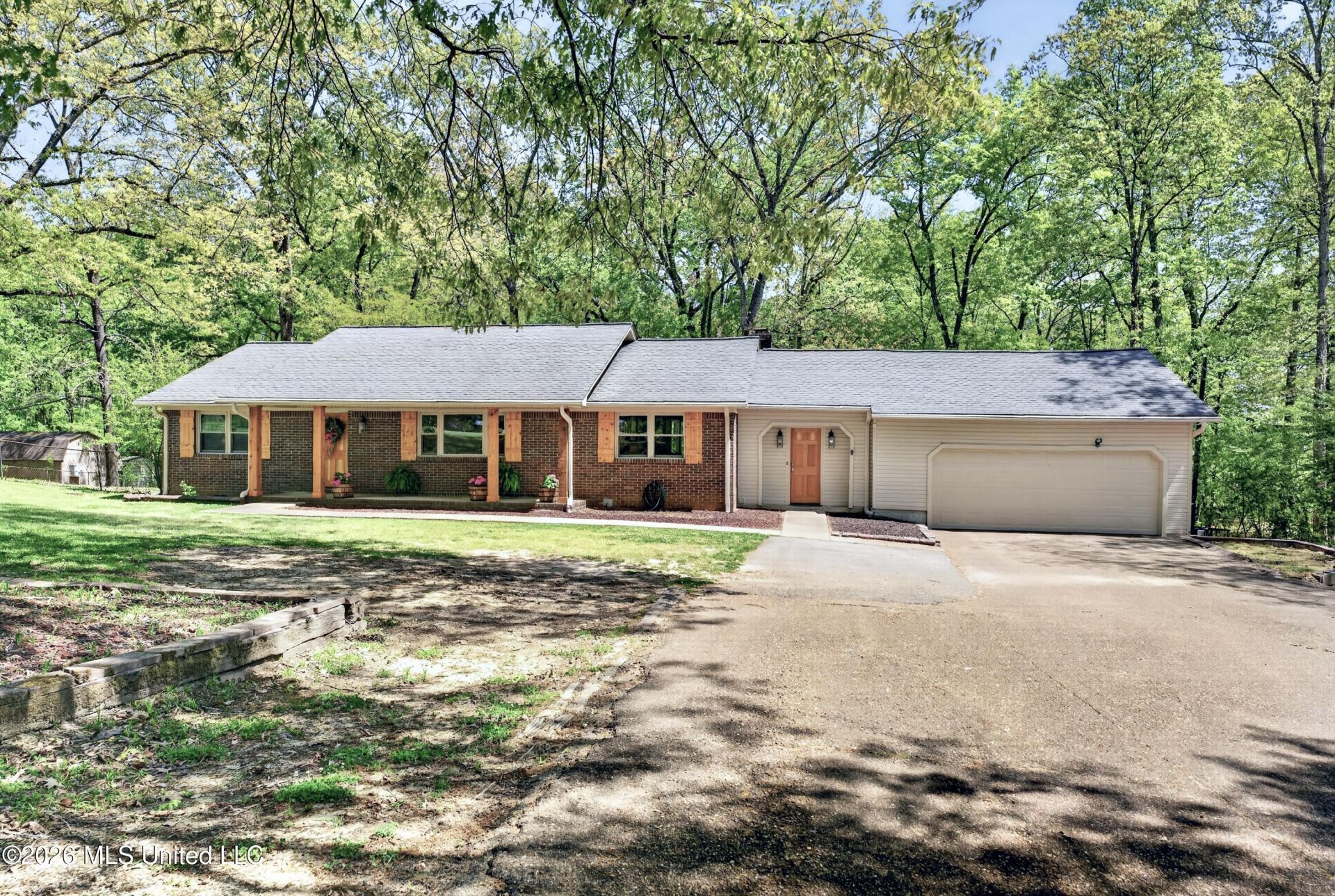 6815 Whippoorwill Road, Olive Branch, MS 38654 Main Photo
