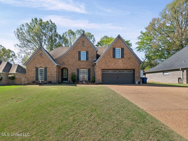 8855 Oak Grove Boulevard, Olive Branch, MS 38654